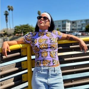 SOLD Cheetah Head Mock Neck Nooworks L